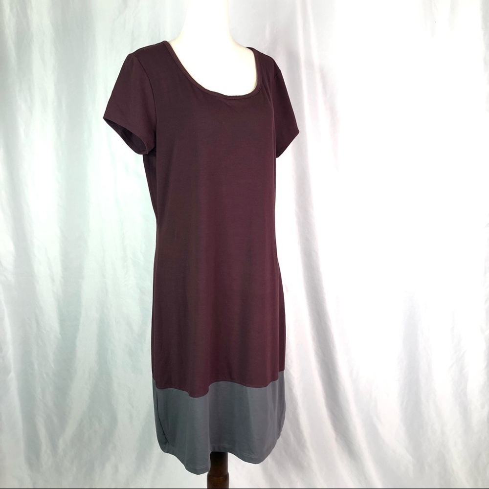 Athleta colorblock t-shirt dress raisin grey short sleeve L